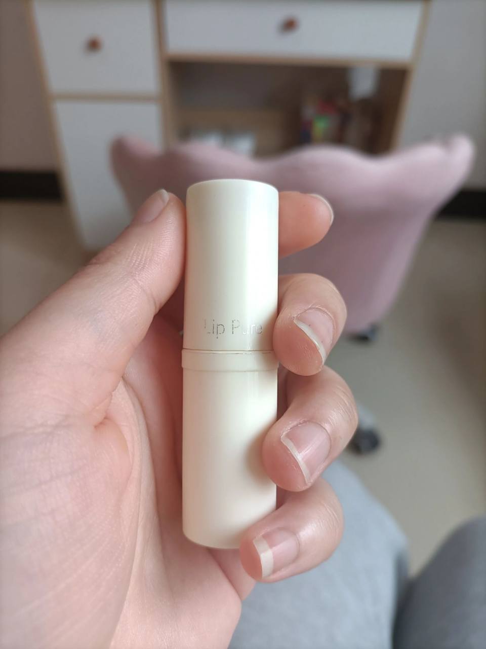 过期的唇膏还能用吗(过期的唇膏有什么妙用)