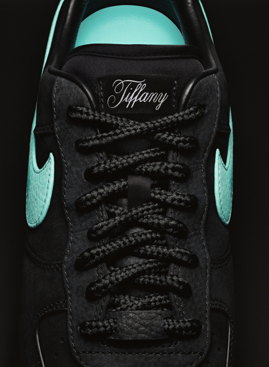 奢华尽显tiffany x nike 完整套装正式公布 开年就已炒的沸沸扬扬的重