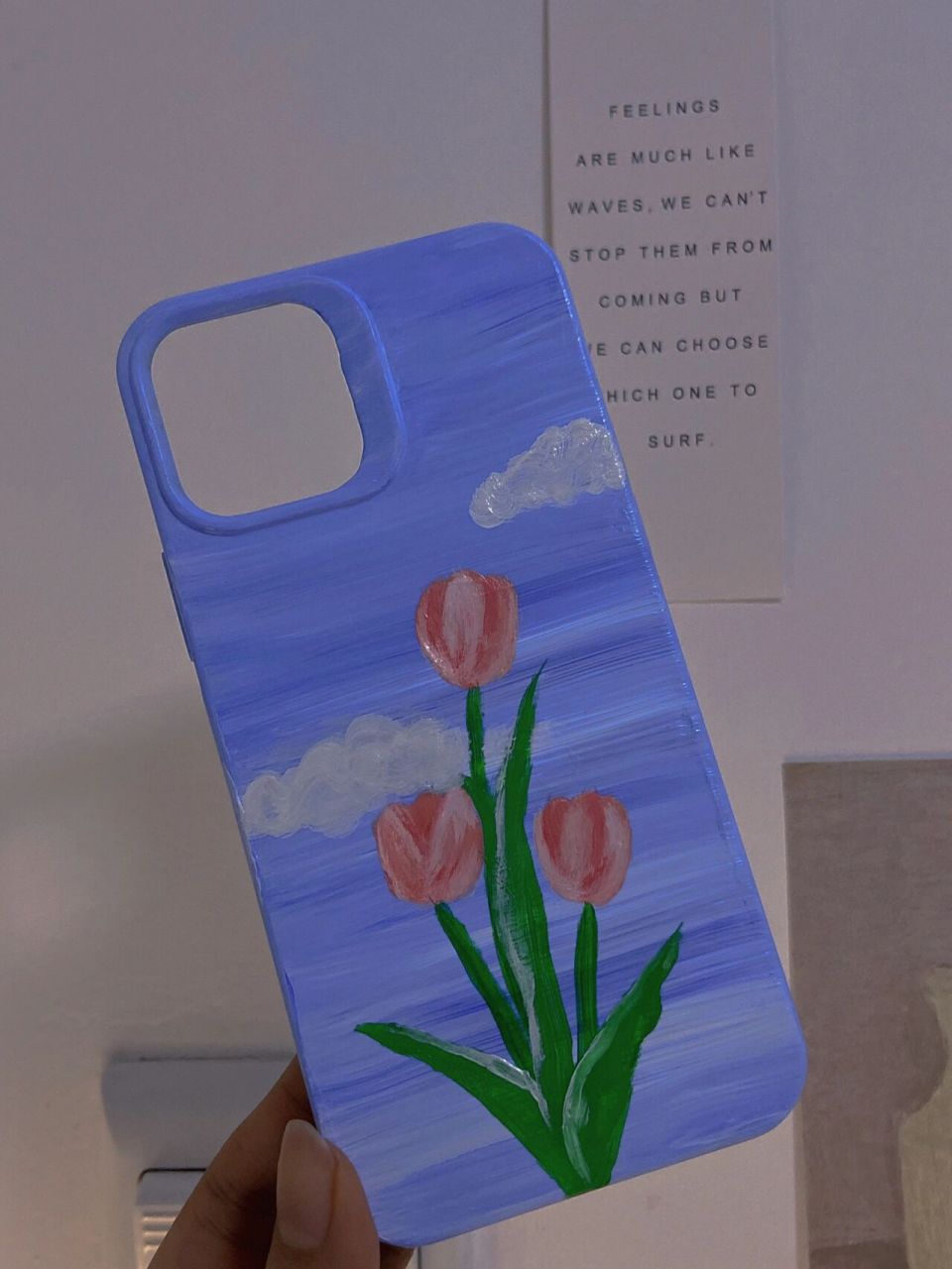 第一次画手机壳 朋友超喜欢 朋友把旧壳拿来让我改造 用丙烯颜料画的