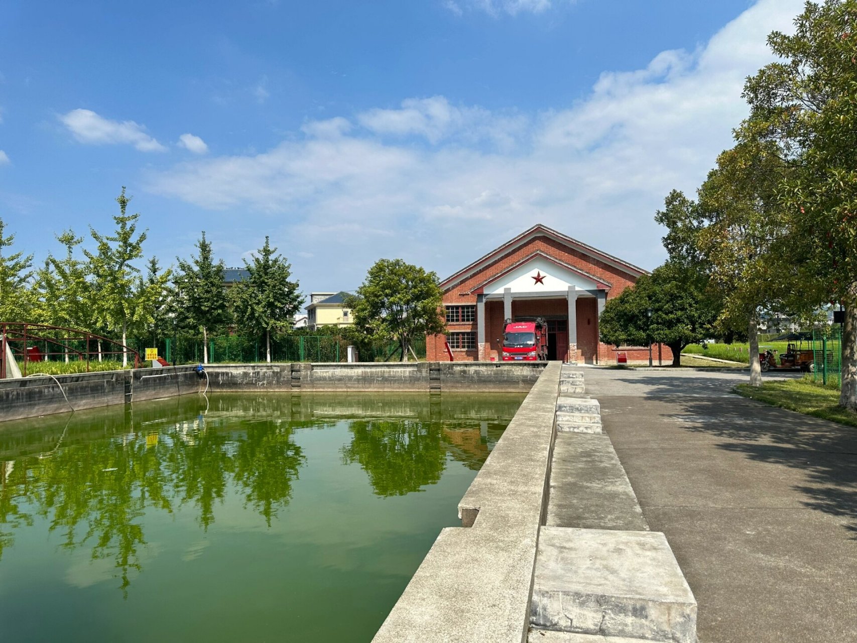 安江农校纪念园.