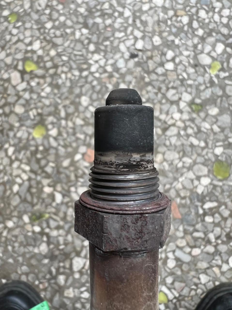 爱丽舍报多缸失火,换了高压包火花塞都没能解决问题.