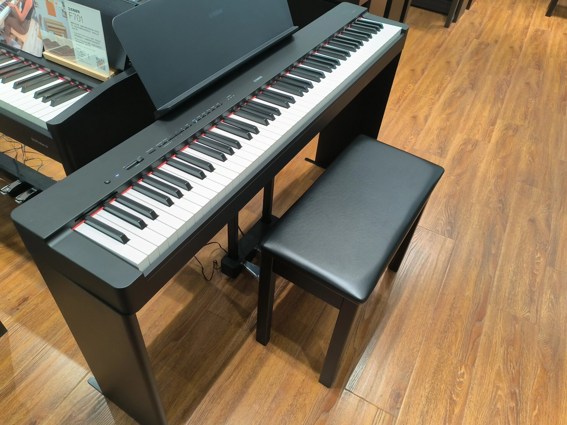 雅马哈新品便携式电钢琴p225 新品到店啦～雅马哈便携式电钢琴p225已