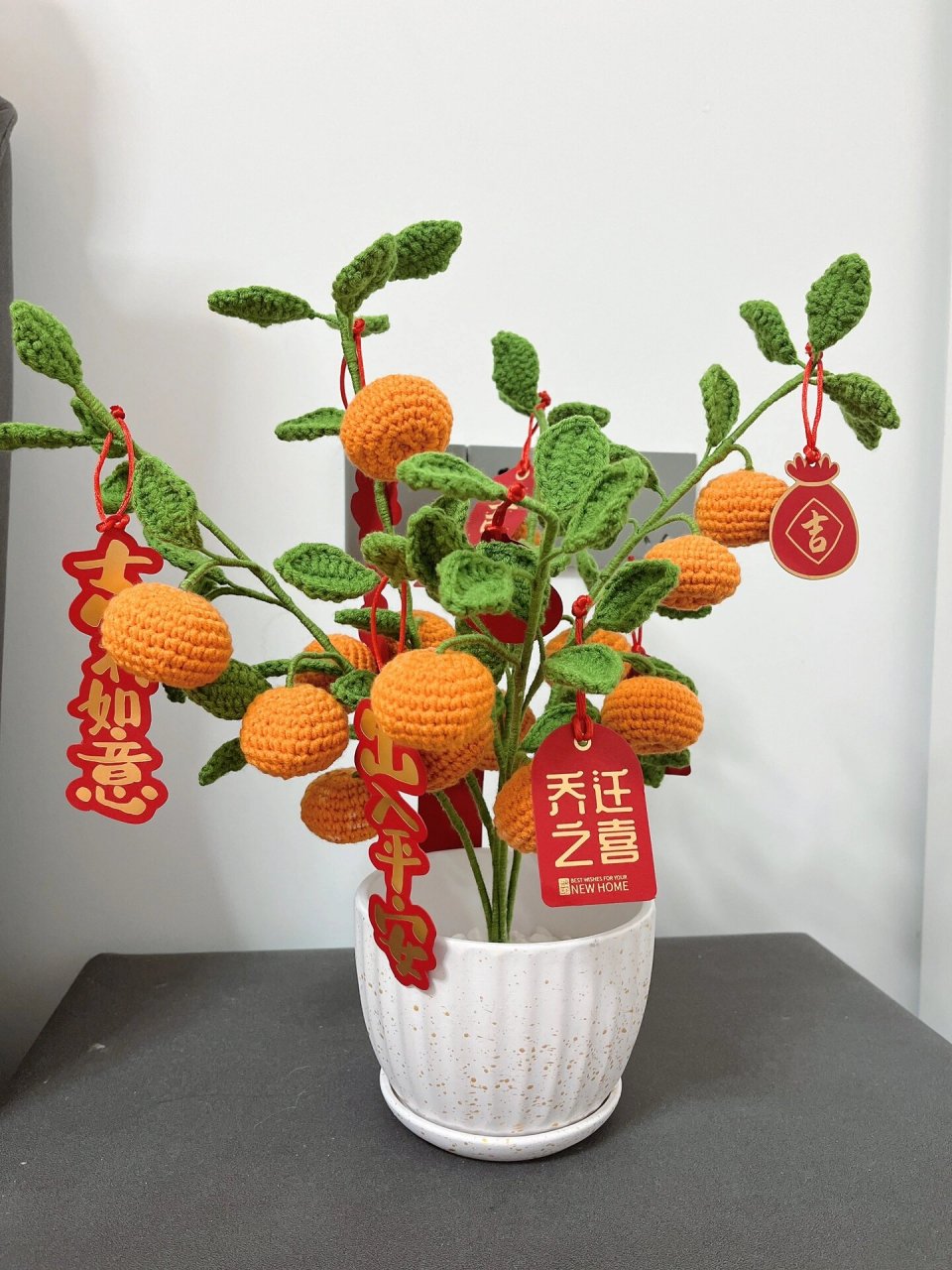 乔迁之喜92【大桔大利】附图解 娘家乔迁,做了盆92,和客厅很搭配