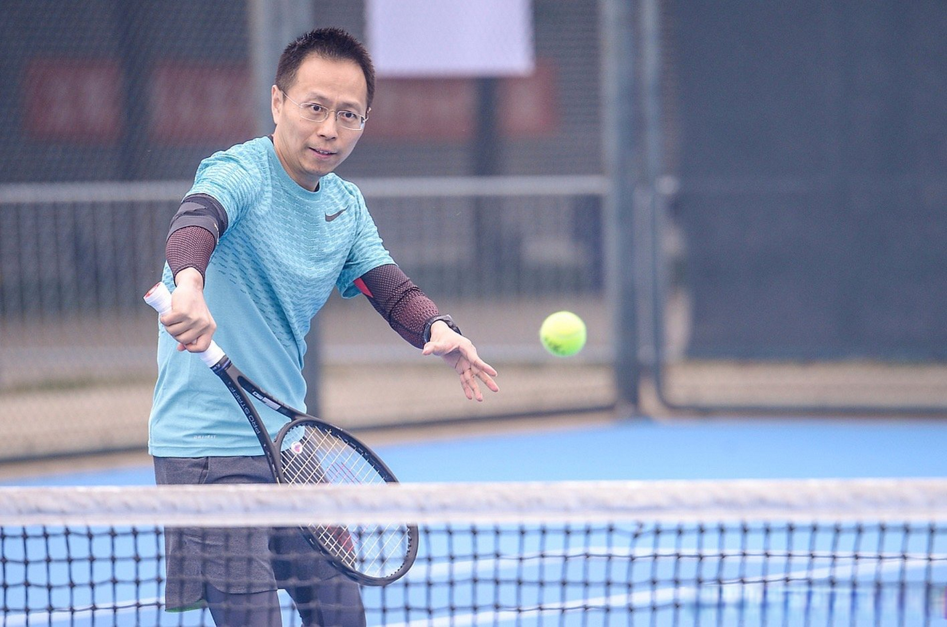 詹俊说足球比网球费嗓子#02足球解说界被耽误的隐藏网球高手!