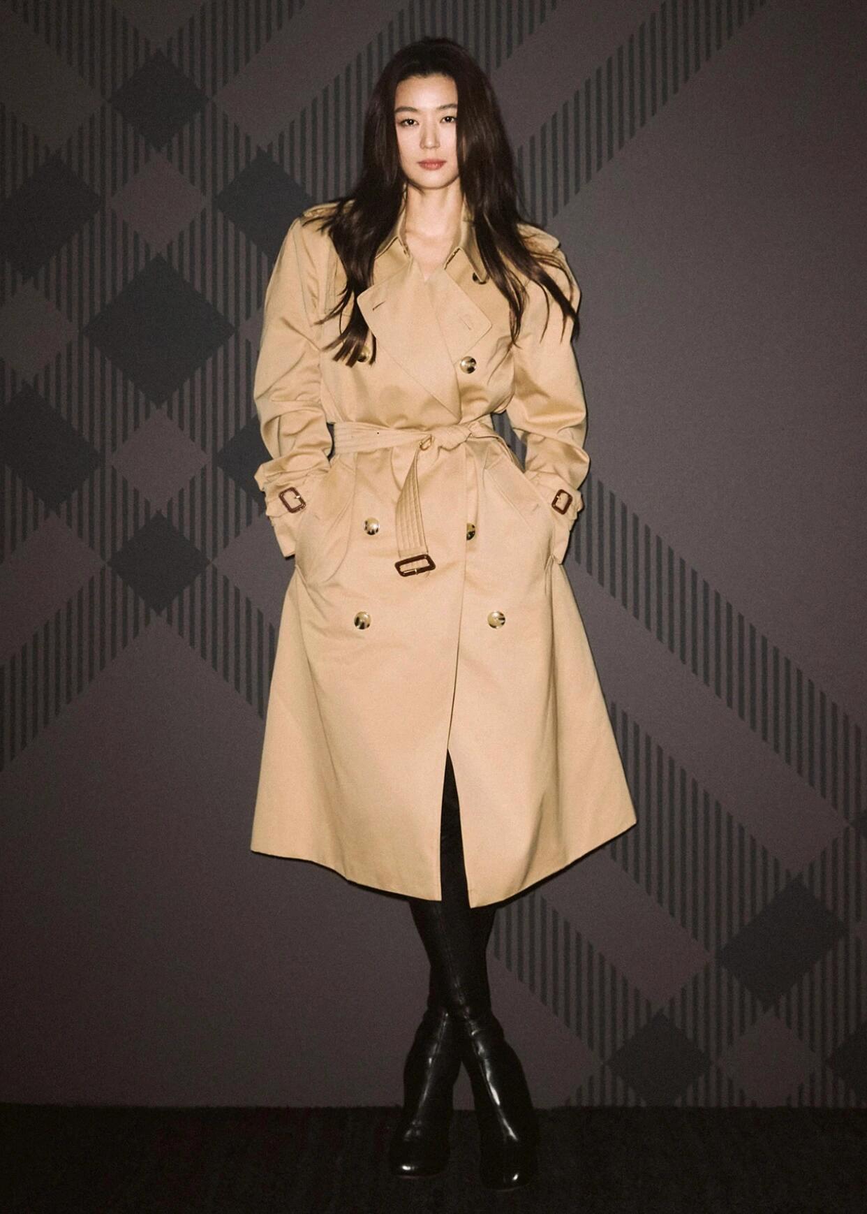 burberry四 大 经 典 风衣