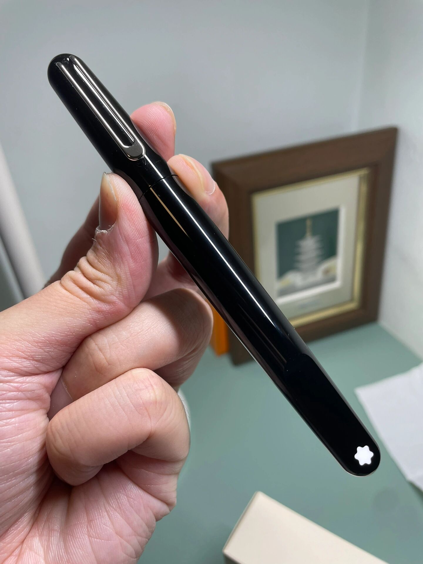 独特的万宝龙马克纽森m系列钢笔 这是一个已停产的系列,是万宝龙和