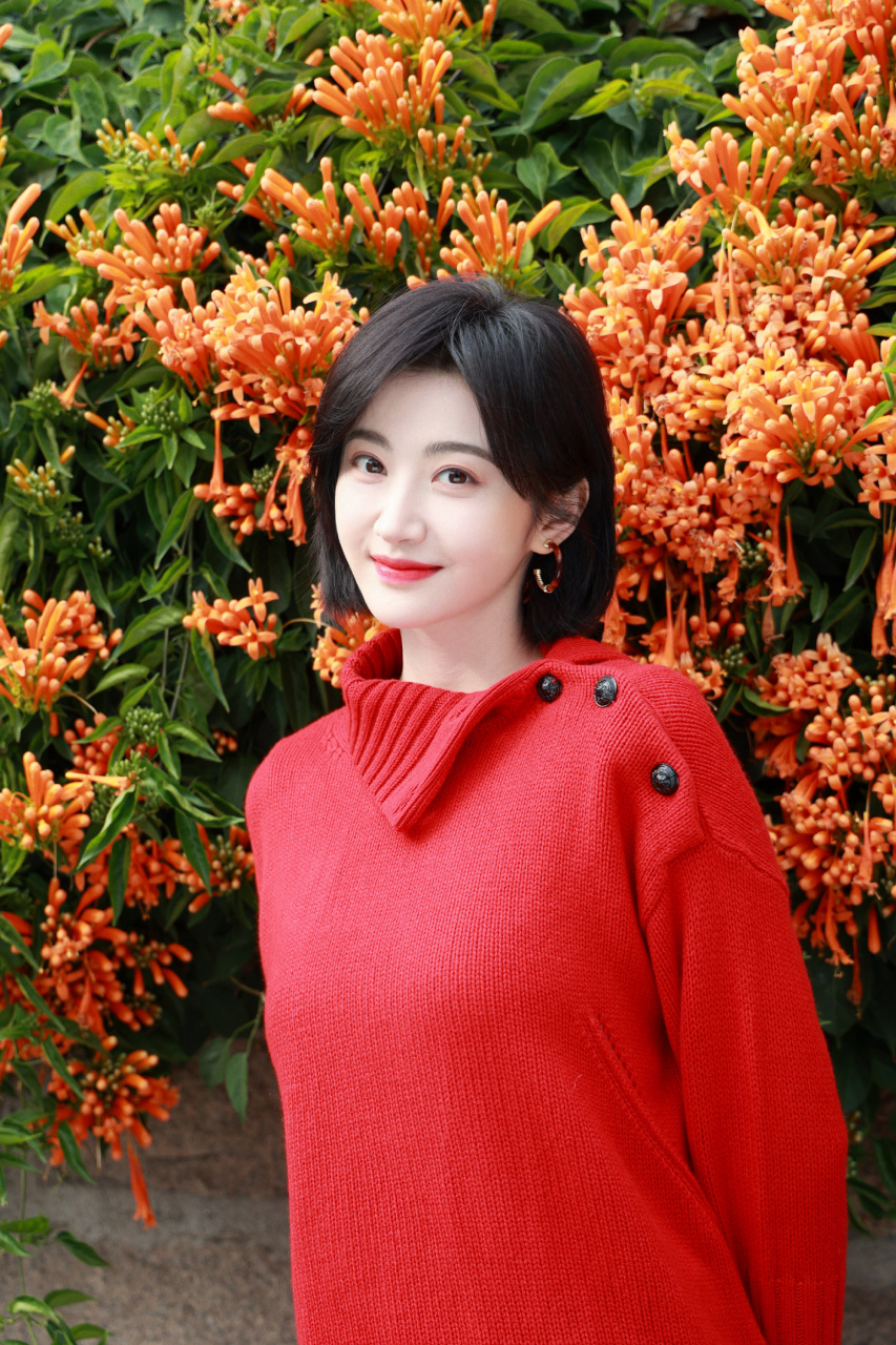 景甜福气满满营业美照