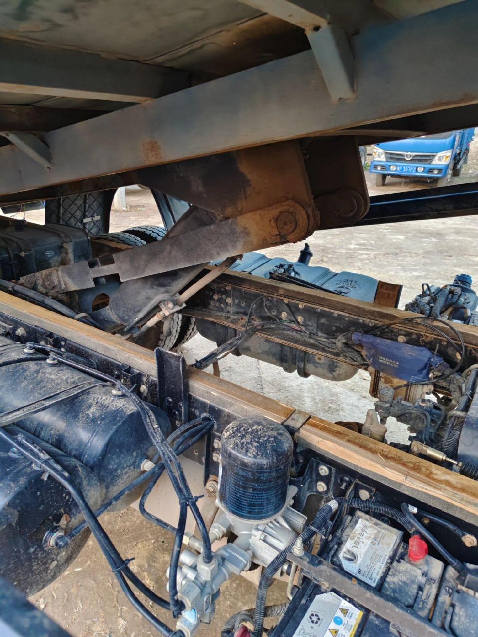 20年五征奥驰x3原车后翻自卸,4米车斗独顶小八档!