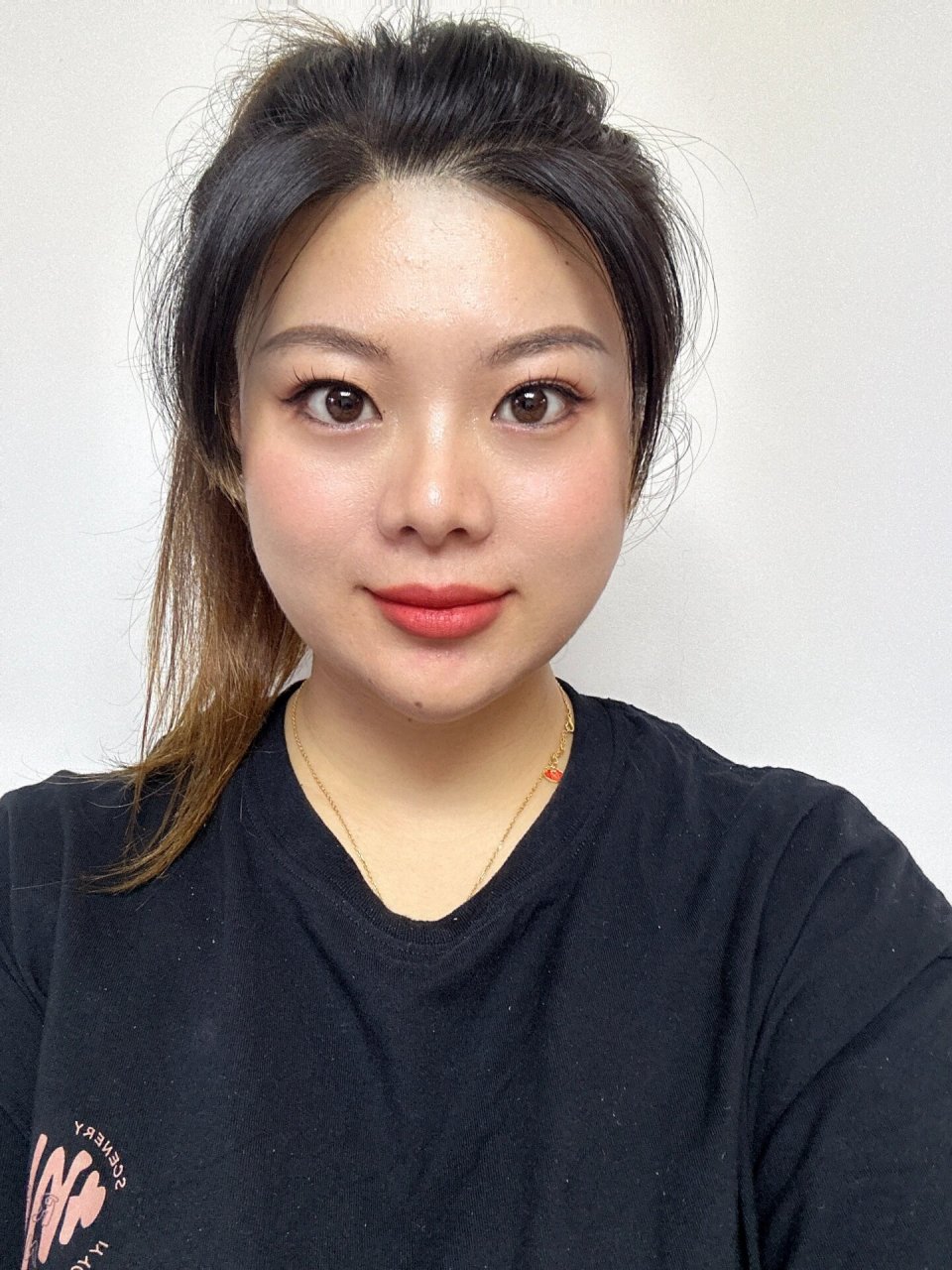 一个普通女孩30岁的自拍照