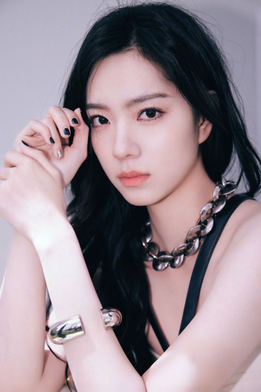 庄达菲北影节复古迷梦感写真组图