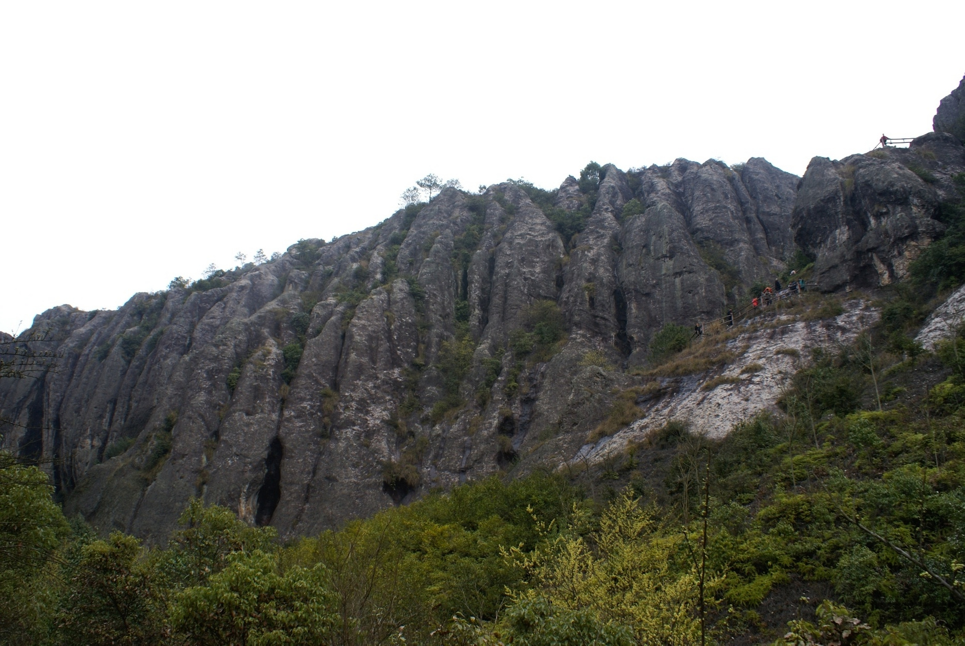 缙云仙都|芙蓉峡 铁城位于浙江省缙云县仙都上章村对岸,距县城约15