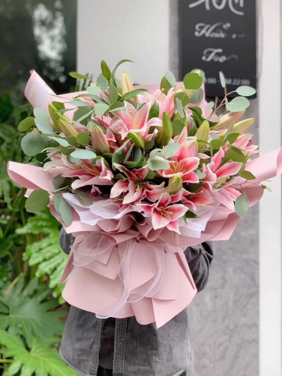 百合花束 生日花束 探望病人花束 纯百合花束 :送长辈 朋友 合花有多