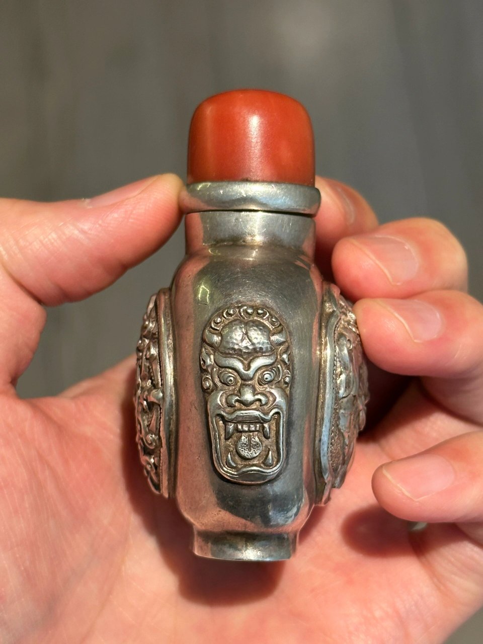 精品■ 清末蒙古老银鼻烟壶