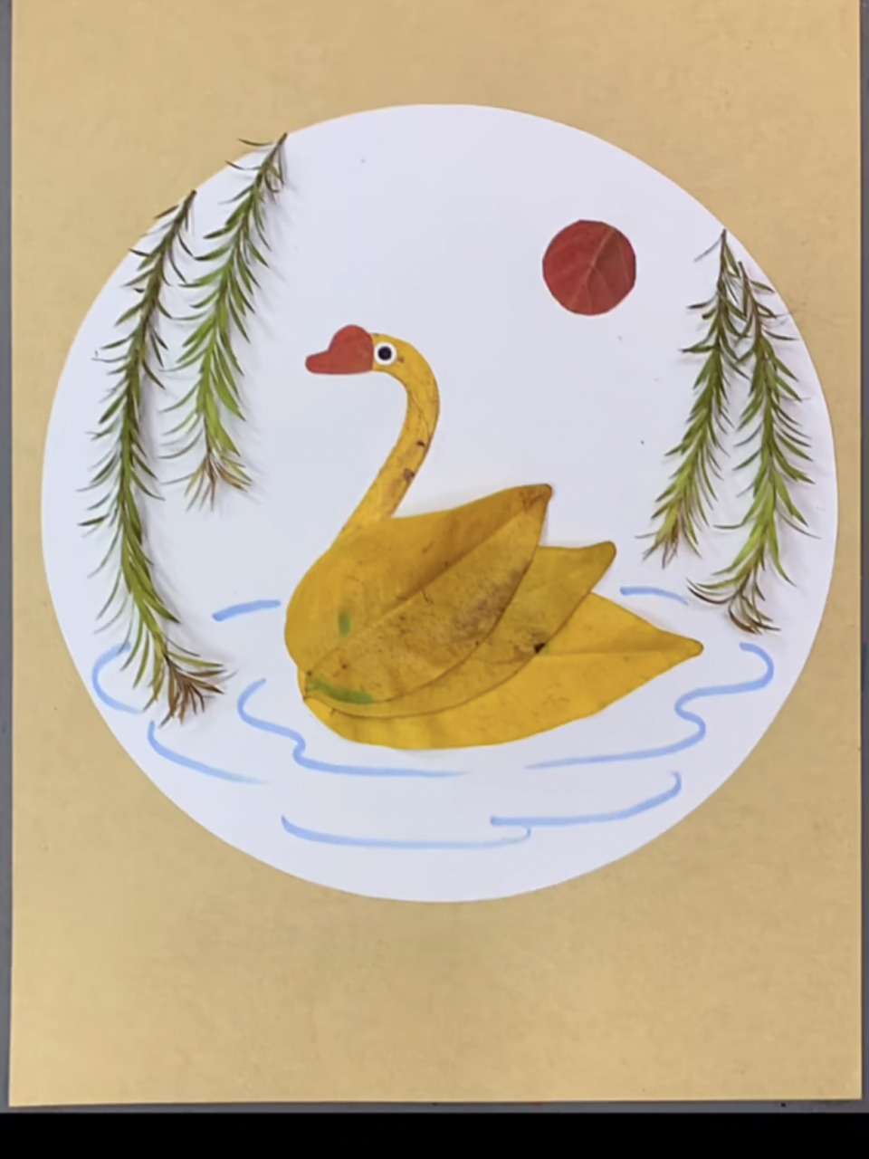 幼儿园创意美术—树叶画 超级简单的树叶画~宝妈可以在周末陪孩子一起