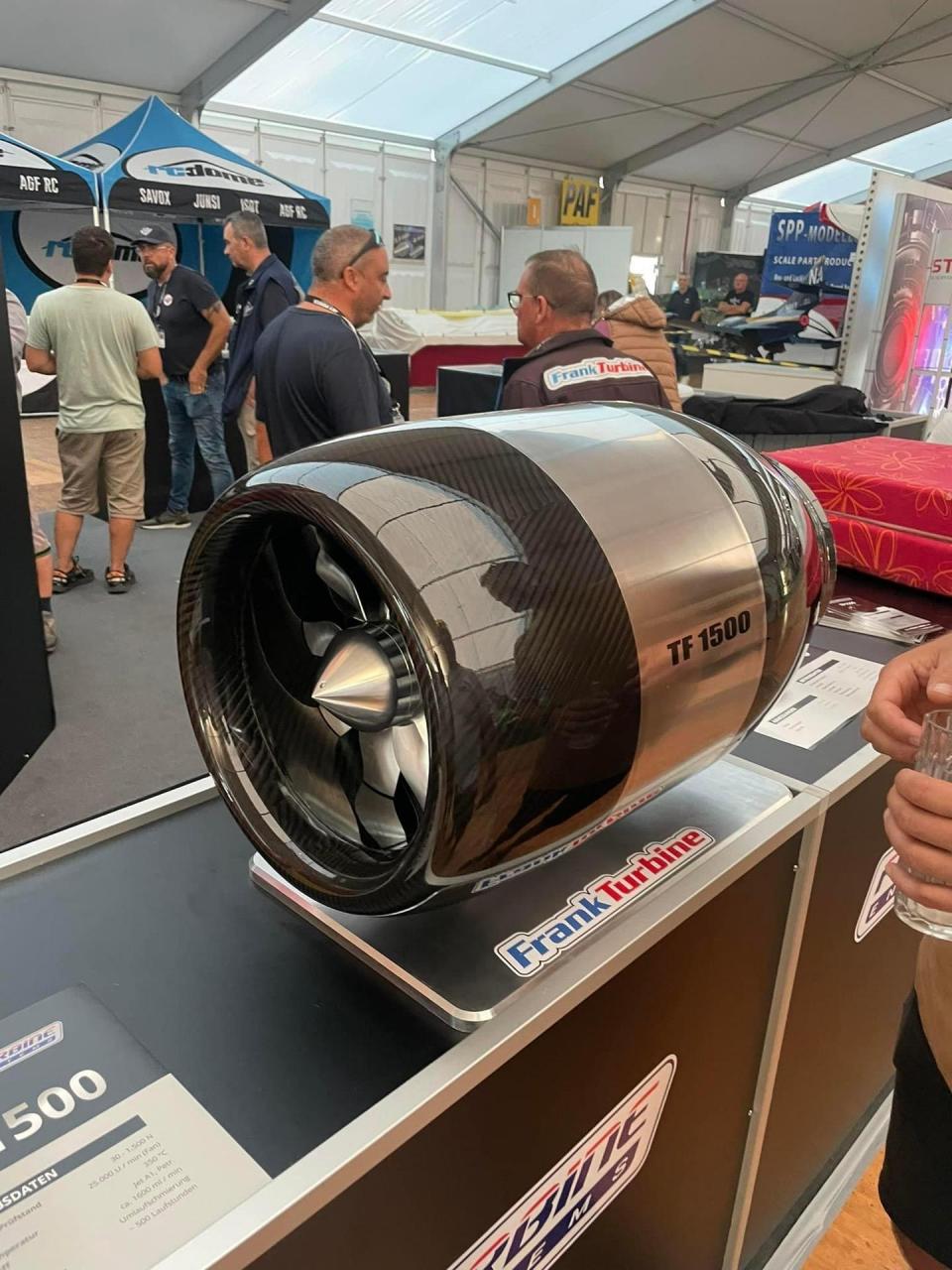 微型涡扇发动机.德国dst rc 涡扇发动机  核心机为小涡喷 150kg推力