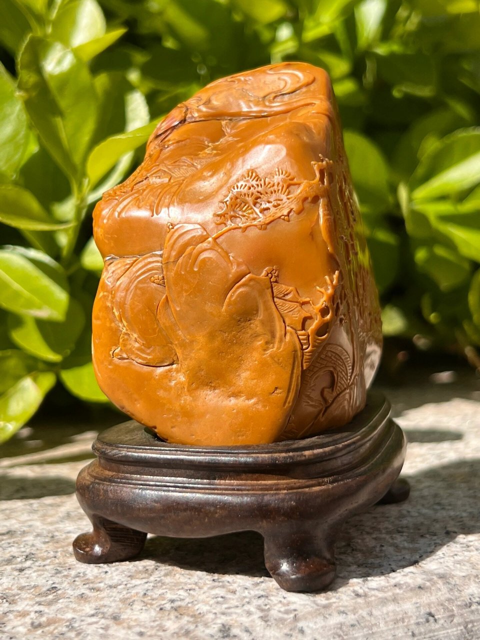 寿山石顶级鹿目田摆件 重281克 开门鹿目,皮相顶级,纯的像一张黄纸