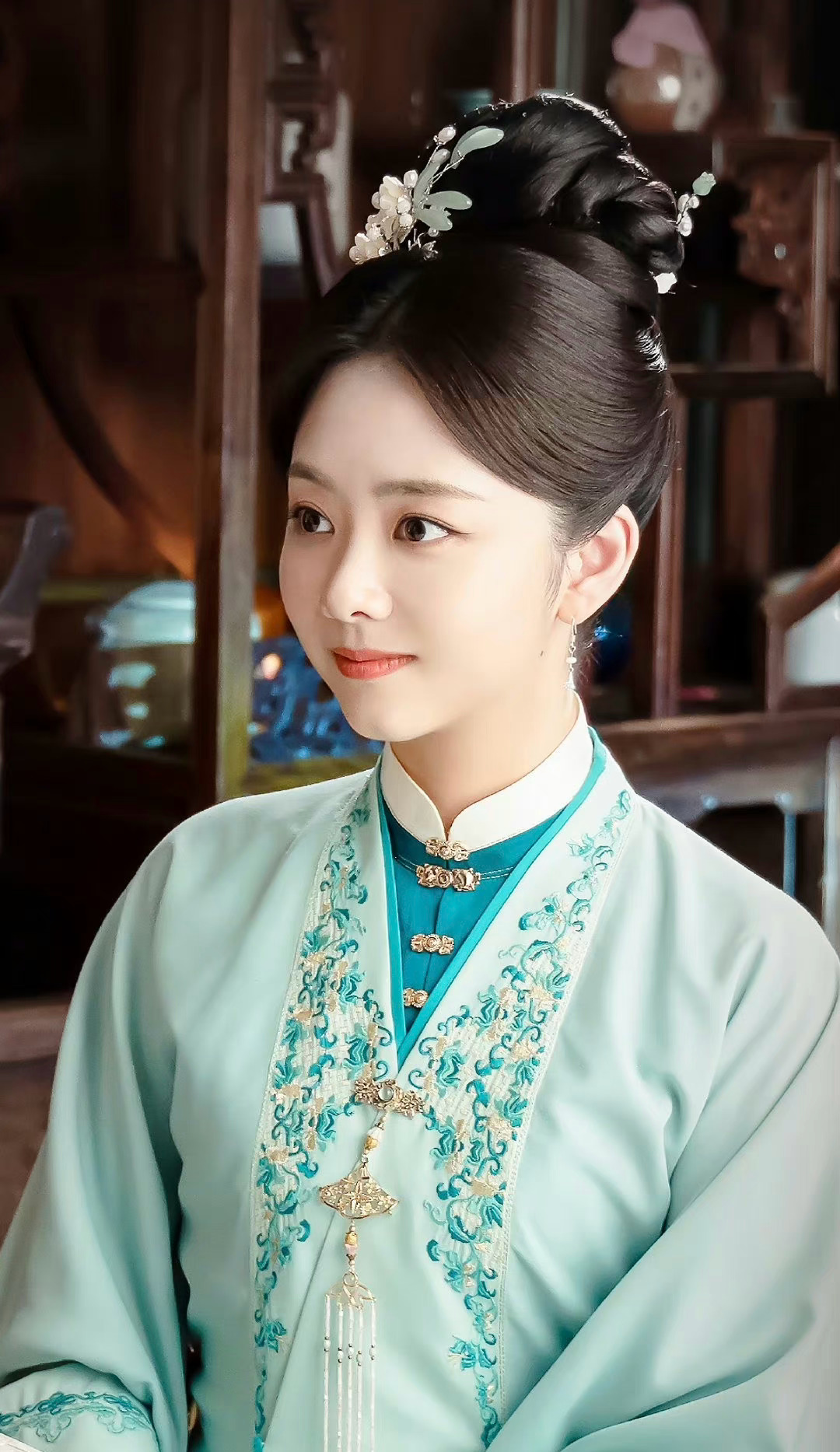 生日快乐愿你自在随心,初心不谭松韵剧照民初奇人传