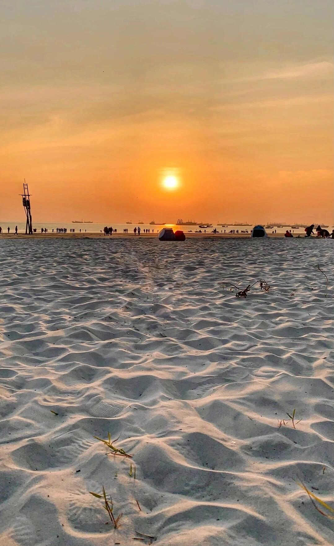 广西北海银滩,被誉为中国最美的海滩之一