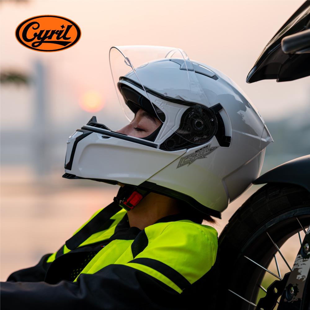 为什么一直没给摩托车头盔加装防雾镜片呢?