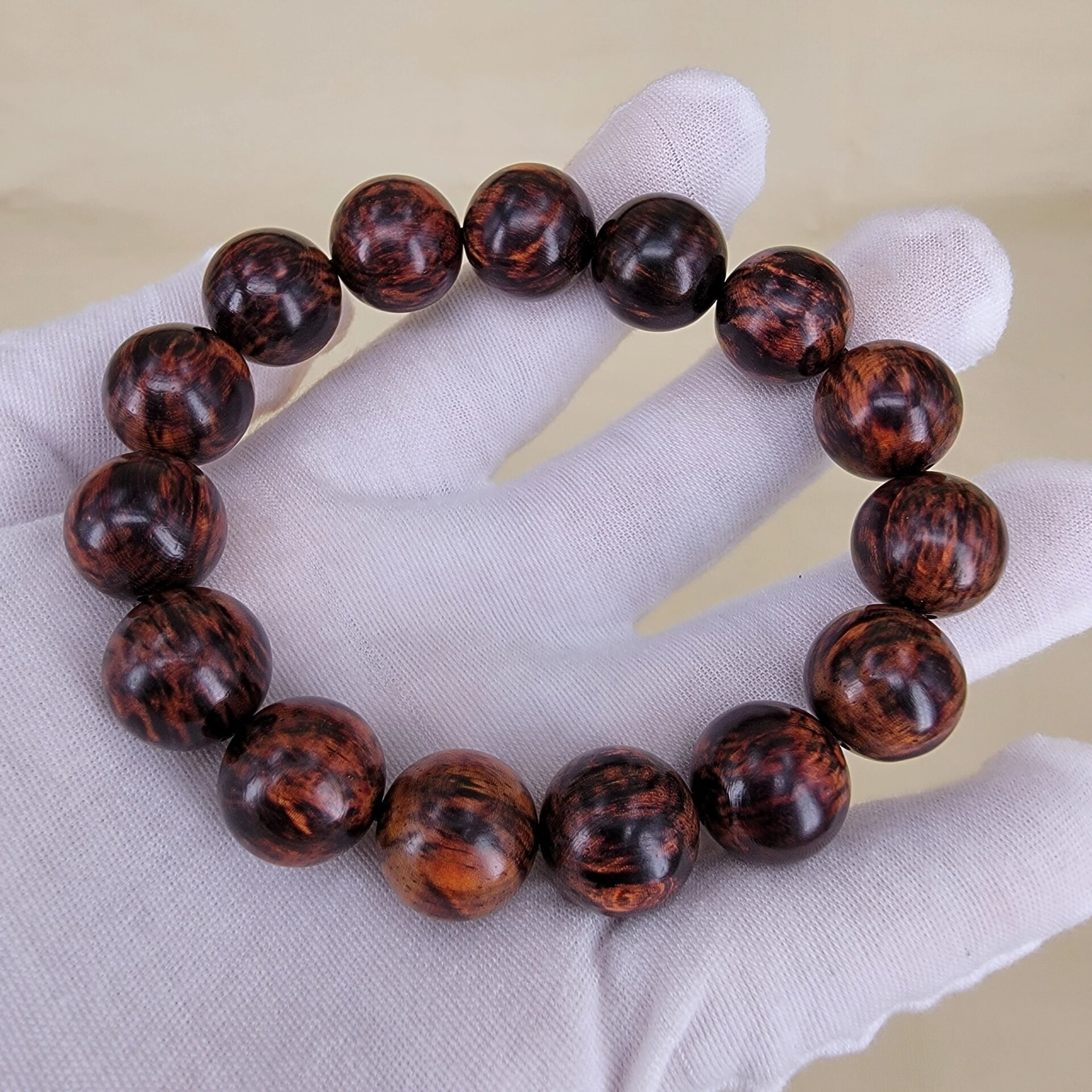 海南红降,花梨公,伽南香,木本降真香手串