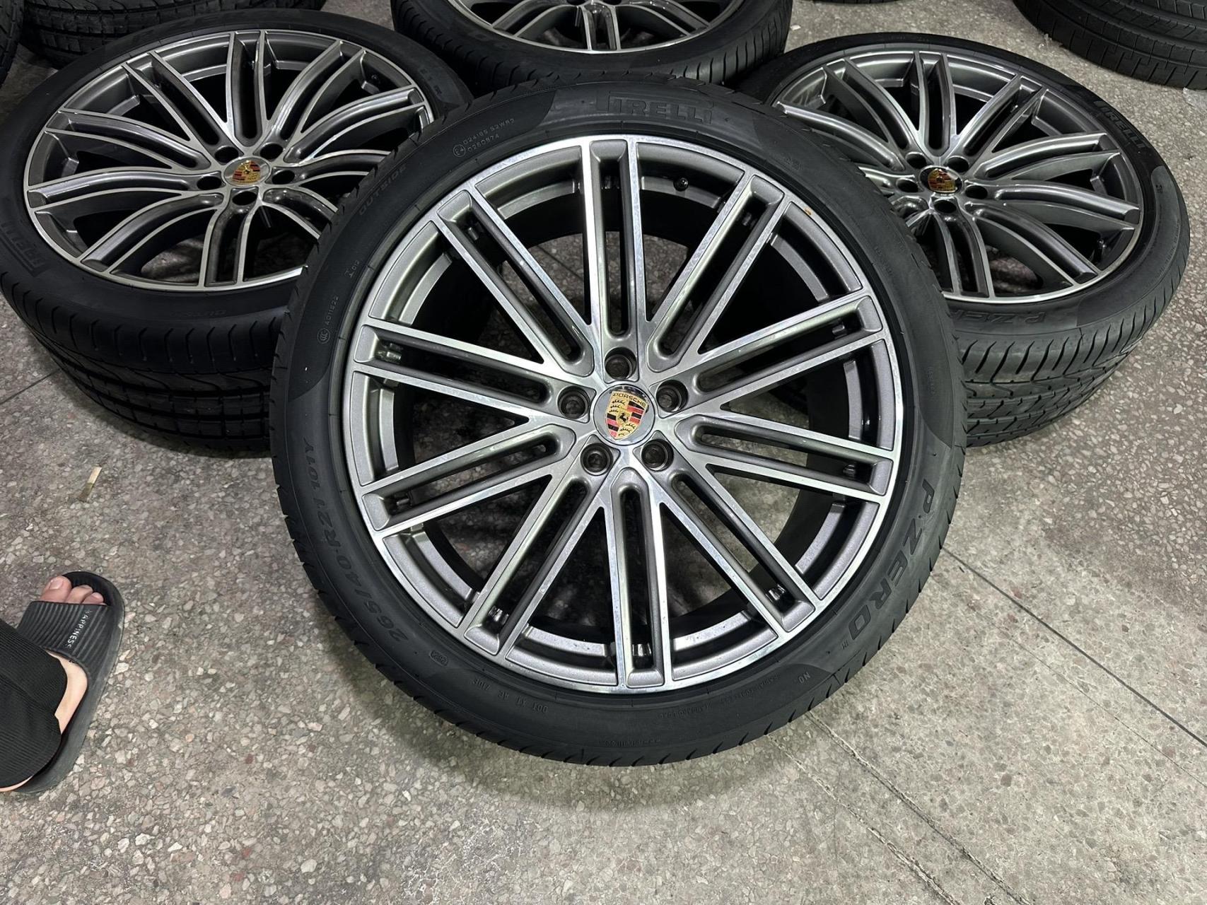 21寸保时捷macan玛卡镜面锻造轮毂 原厂原装正品进 口拆车件轮毂无