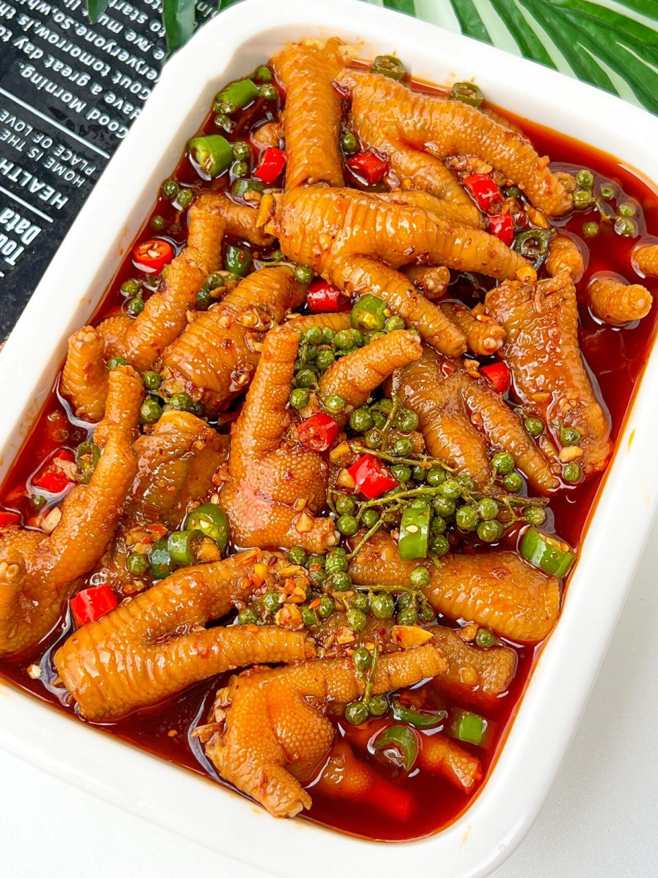 谁都无法拒绝的藤椒鸡爪7515麻辣鲜香7515 96快到饭点了