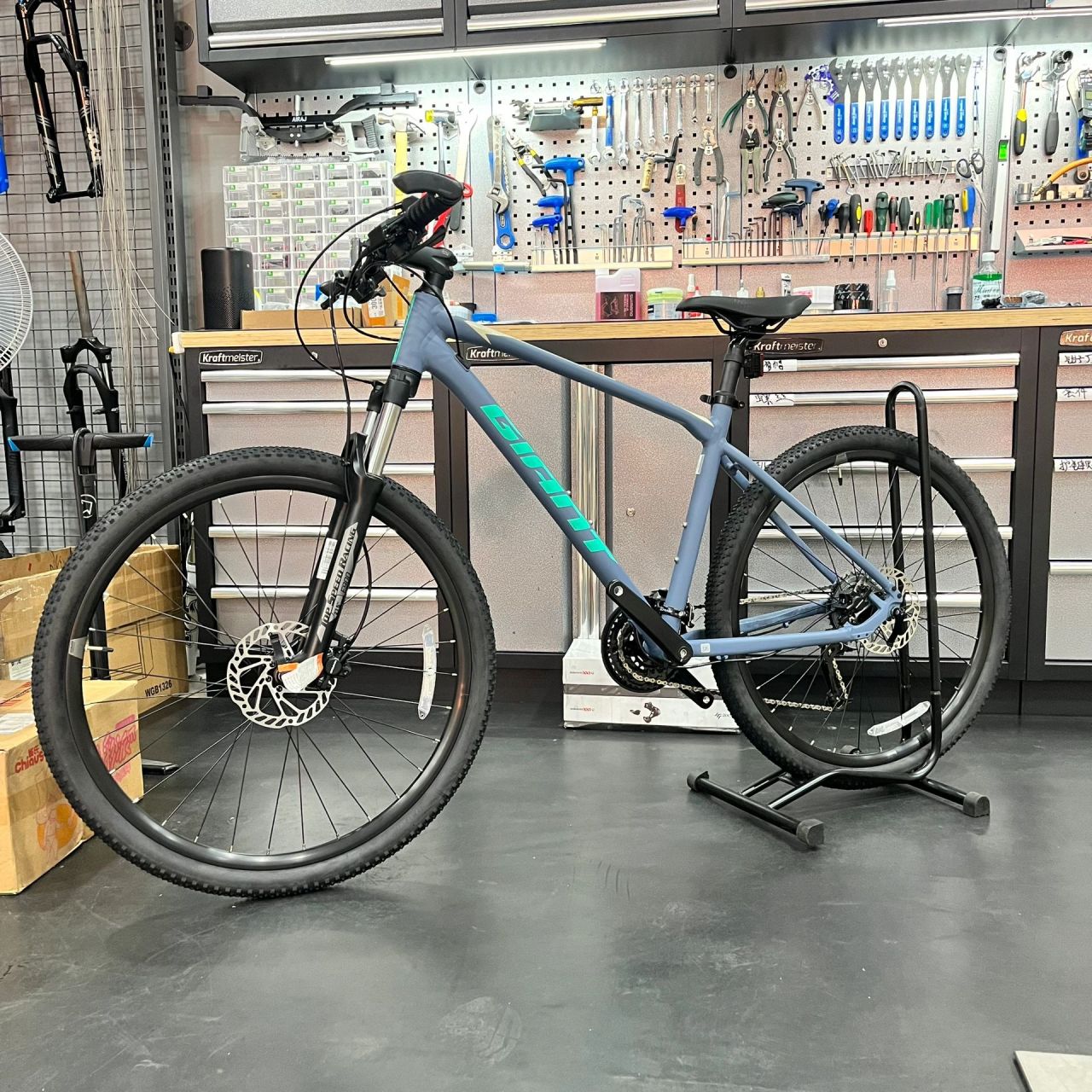 捷安特830 2023款捷安特 atx830实拍2023款捷安特山地车 atx830