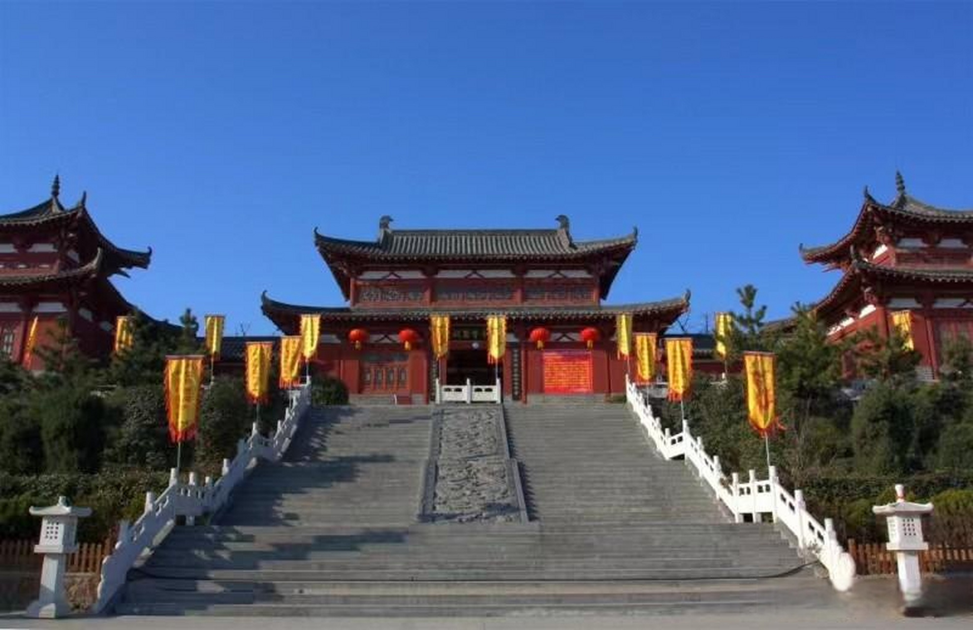 郑州市首届十佳地标打卡地之一——郑州新郑泰山村千稼集景区, 位于