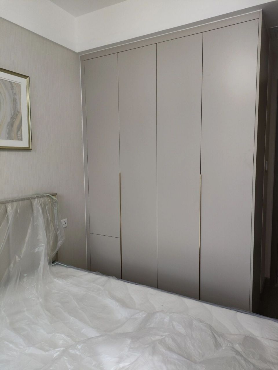 永不出错的奶咖色衣柜 奶咖色,我愿称之为万能搭配.