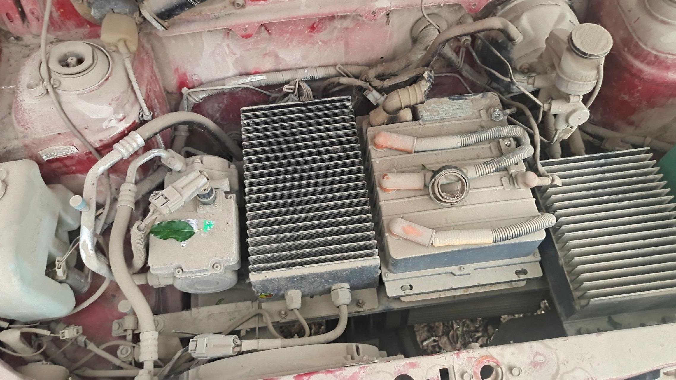 江南t11新能源车电池77伏200安 磷.