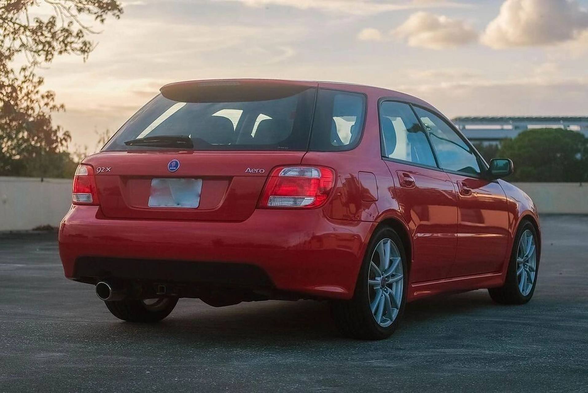 萨博(绅宝)92x 能多看一眼绝不少看一眼 喜欢的收藏加关注,每日更新中