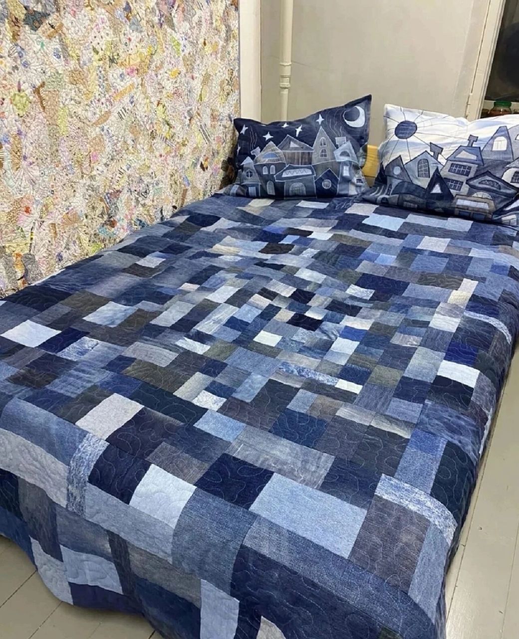 我的手工日常#拼布#拼布包#牛仔裤改造  最近对牛仔裤改造很着迷