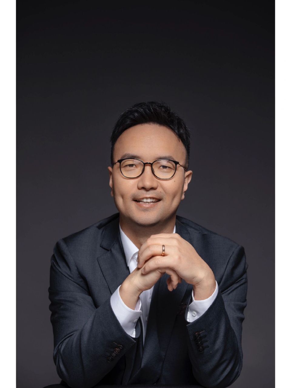 男士形象照|西装照|肖像照 摄影师:牟海波