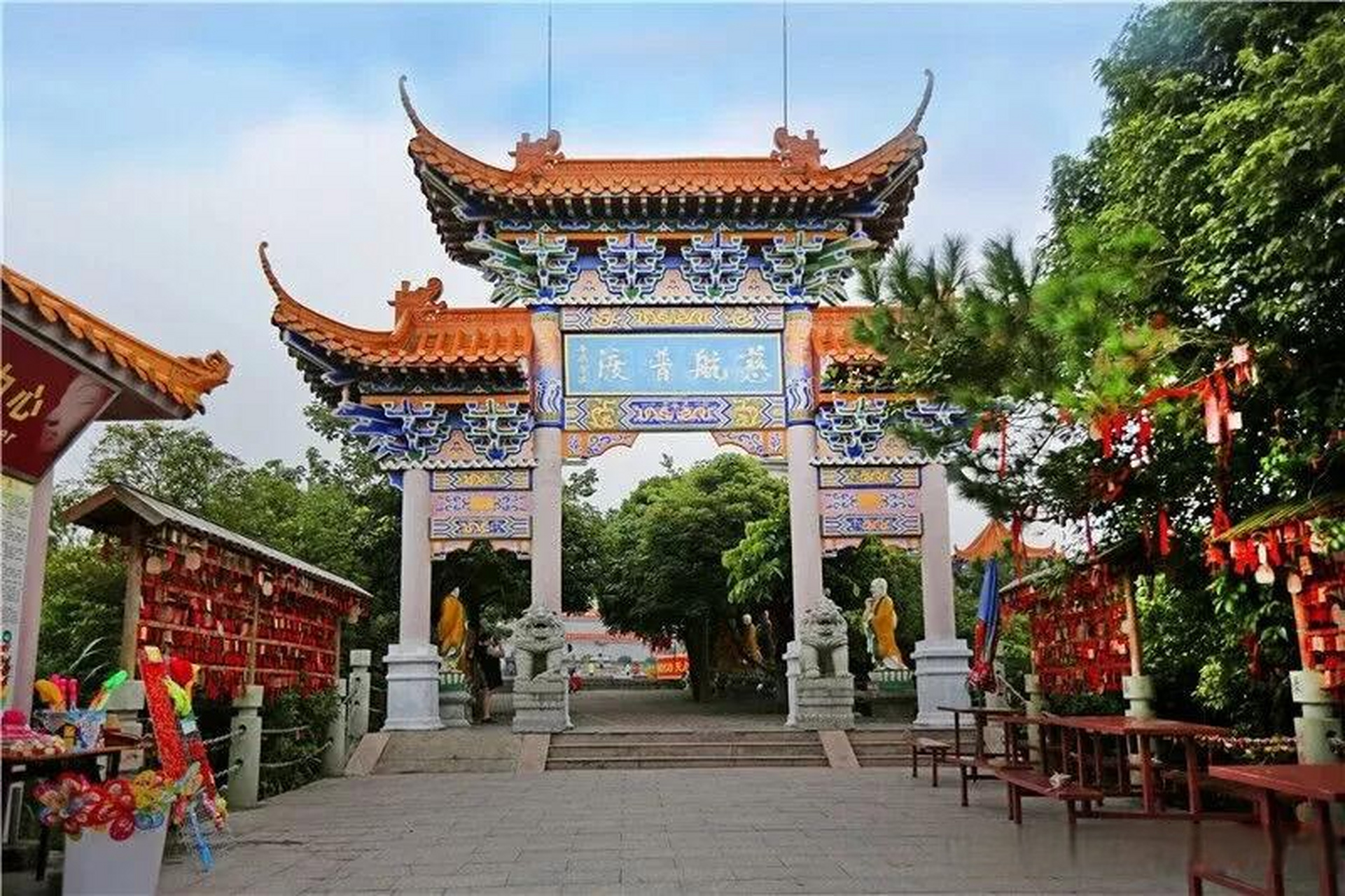 观音山森林公园是东莞最吸引人的郊游胜地.虽然距离莞城较远.