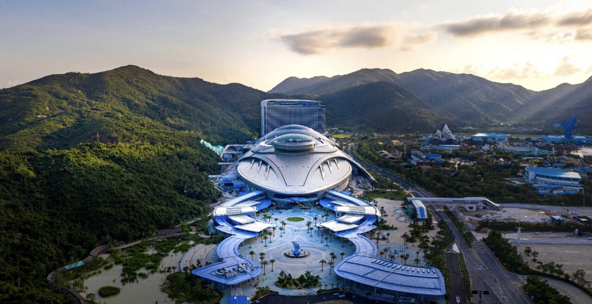 添一个世界之最,预计暑假开放 9898全球最大的室内海洋科学乐园