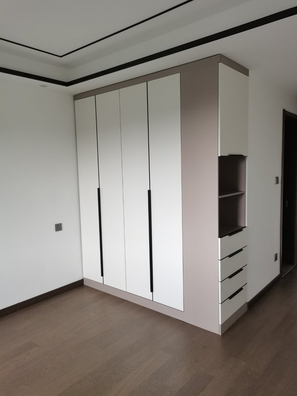 我的新家穿上米色的定制衣柜简约时髦又百搭 78米色全屋定制衣柜