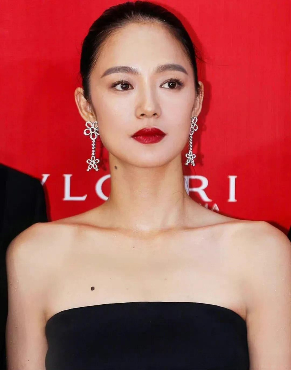 脖子长的人是不是气质都差不了?