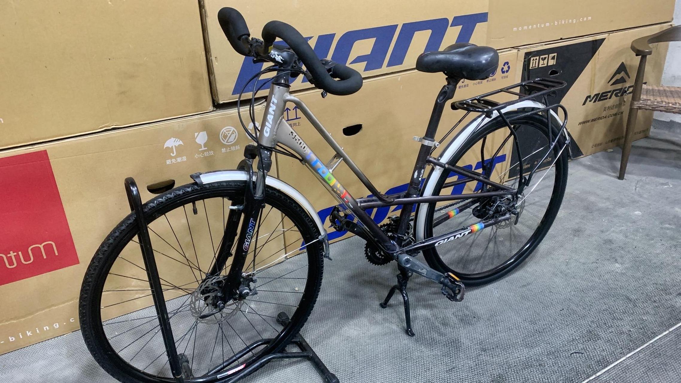 捷安特蒂柏3500.27速碟刹,1750元.