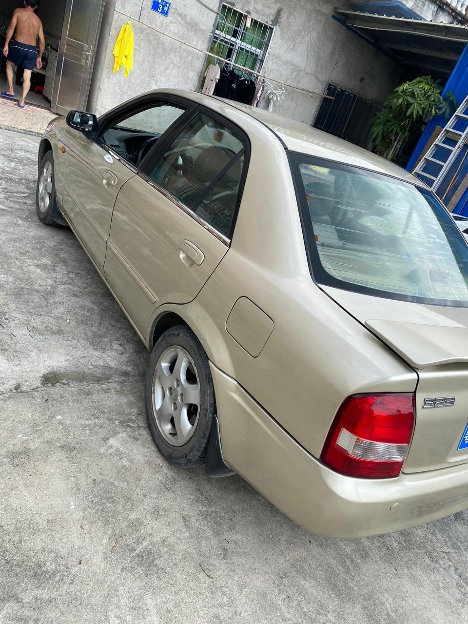 03年进口马自达323,1.8自动波.机头波箱巅峰状态.导航大屏.倒车影像.