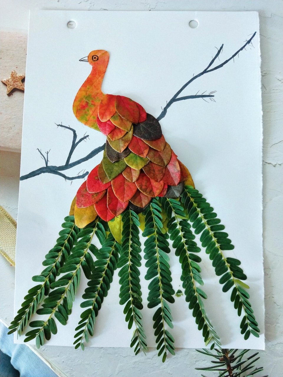 孔雀树叶画手工制作图片