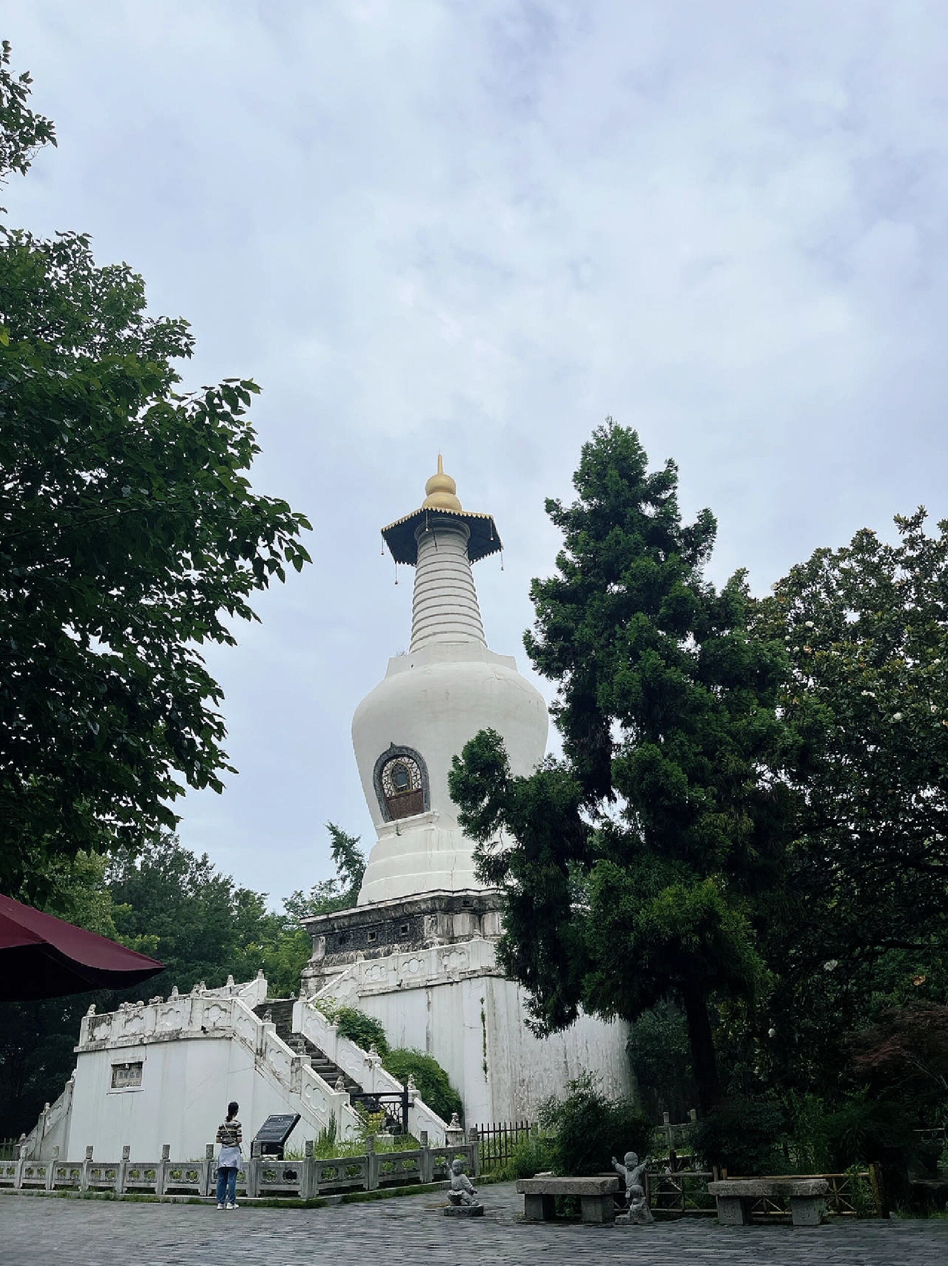 扬州瘦西湖白塔