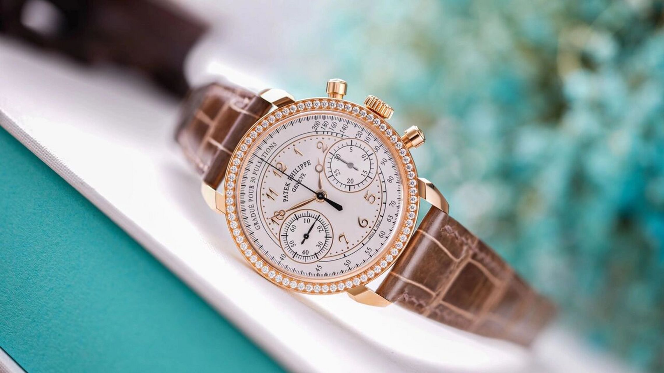 百达翡丽坠美女表7815 这些年综合价格,百达翡丽做的最好的女表我