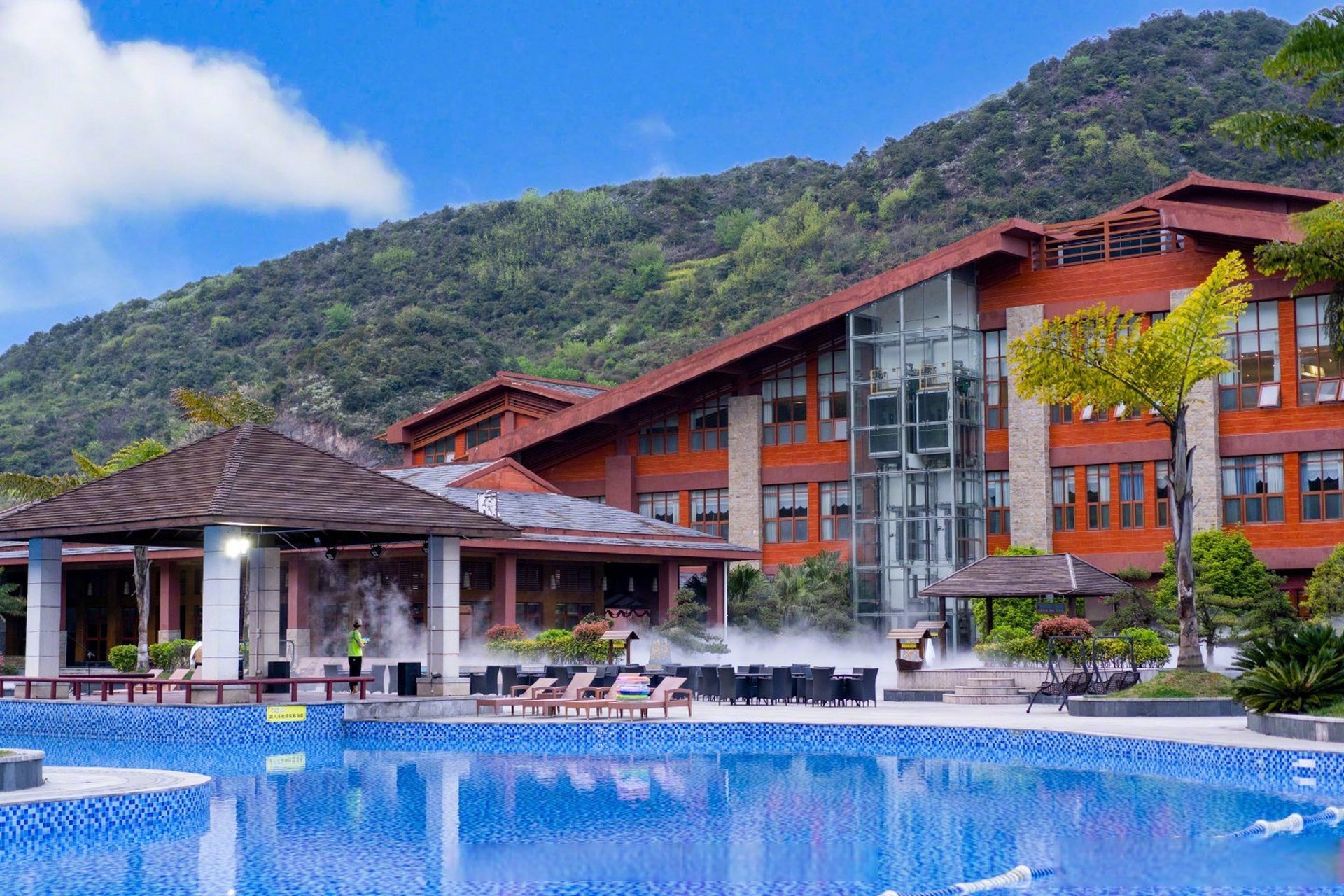 黔中第一汤 走进落别龙井生态温泉度假区 #冬游贵州来一场暖心之旅