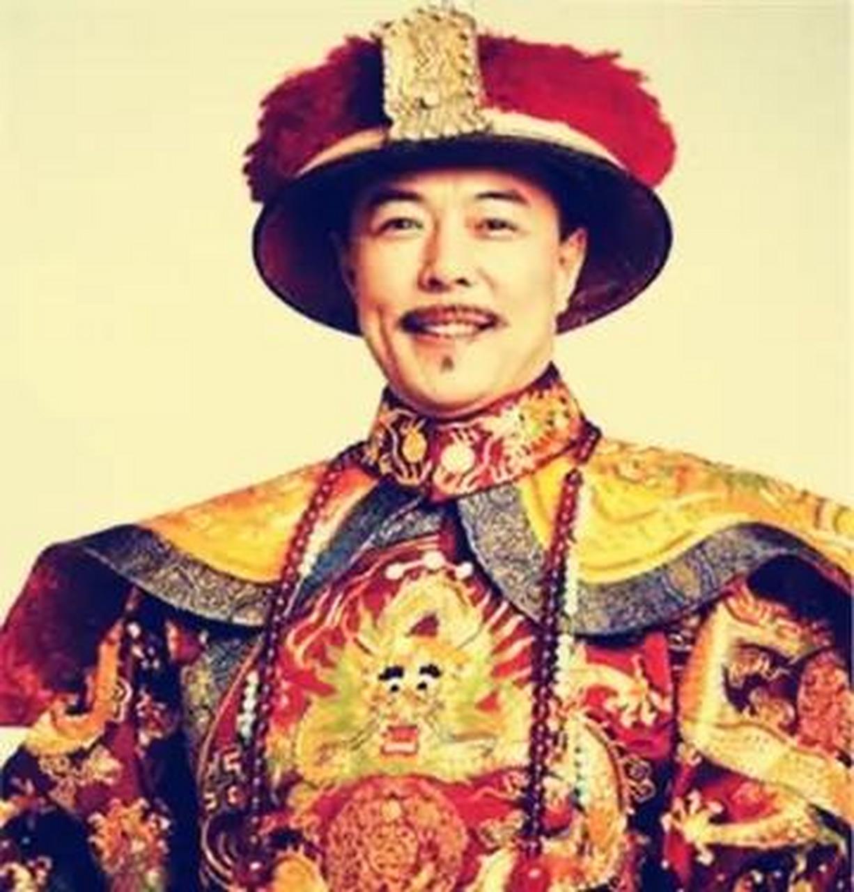 今天我们一起来扒一扒张铁林背后的故事.