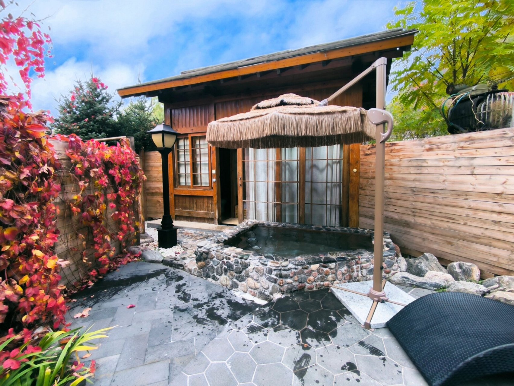 天水麦积山温泉 成年人的快乐是手牌给的!