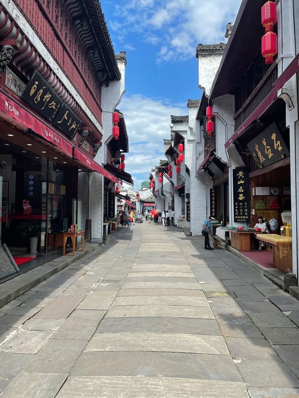 黄山三天两夜自驾游     屯溪老街只呆了一天.