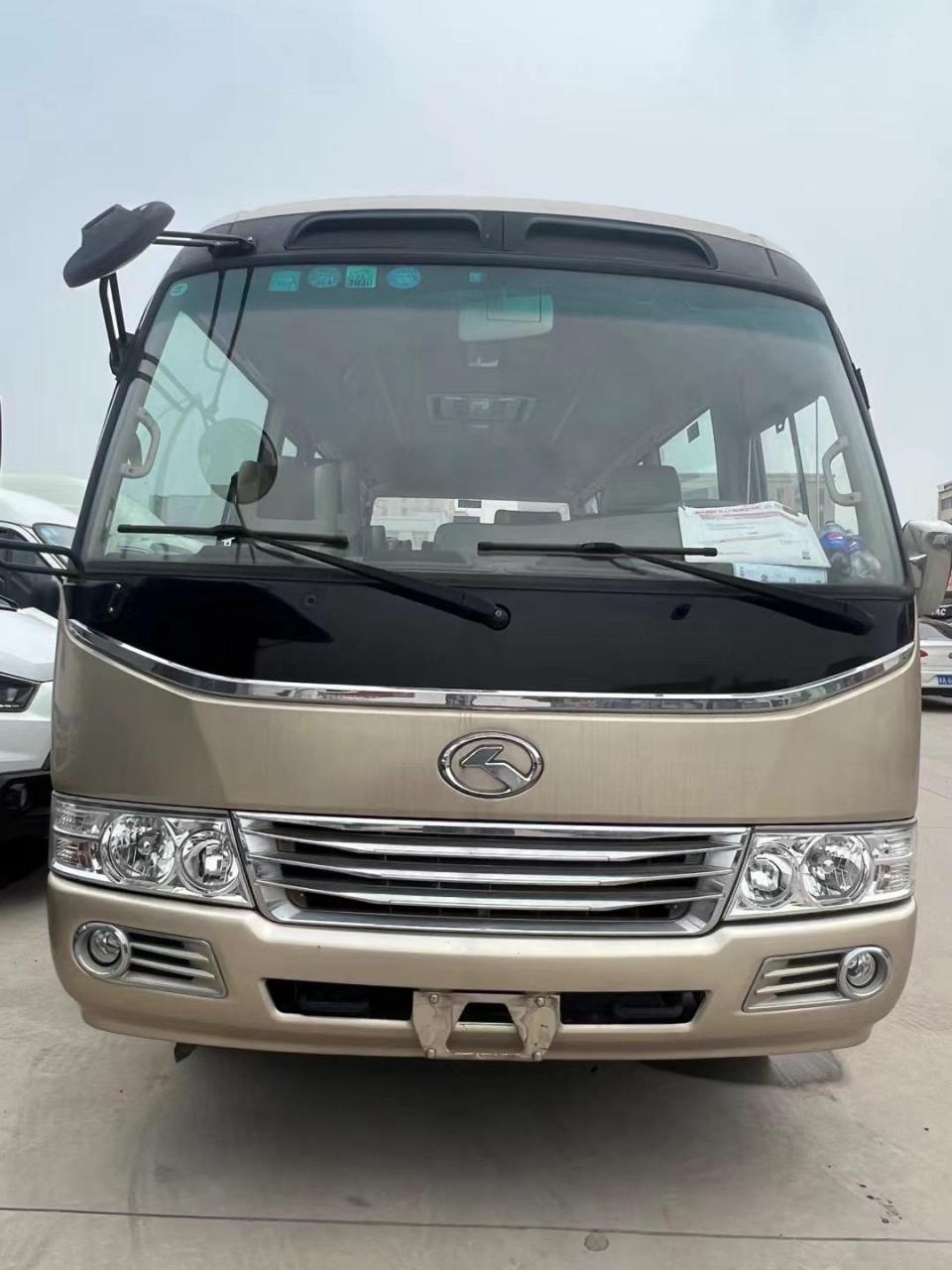 中巴车 金龙 车况好 全车原版 内饰新  实表2万多公里