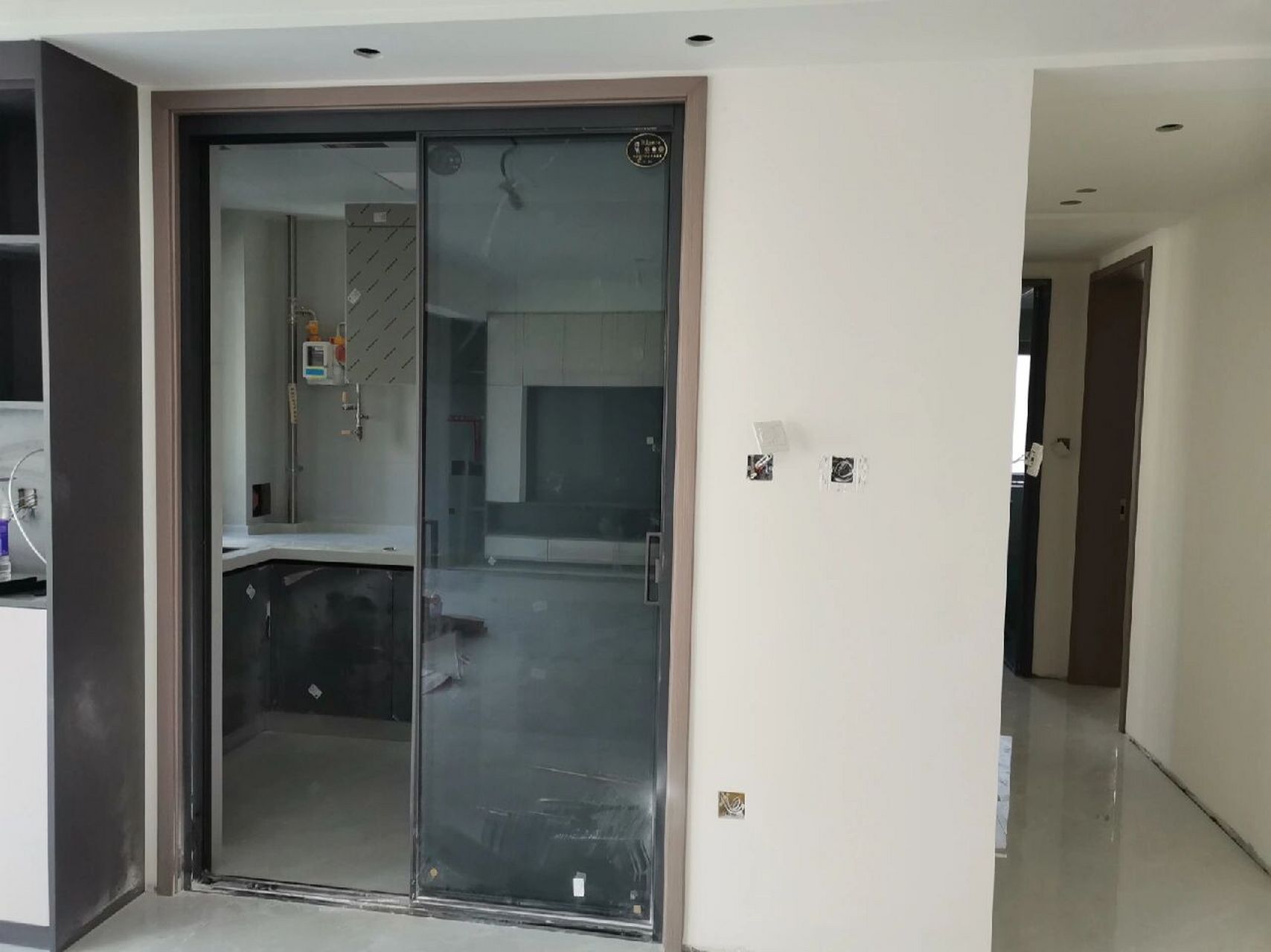 推拉门的门套和门不一样颜色 门套和门不一样颜色不好看,大家自己做推