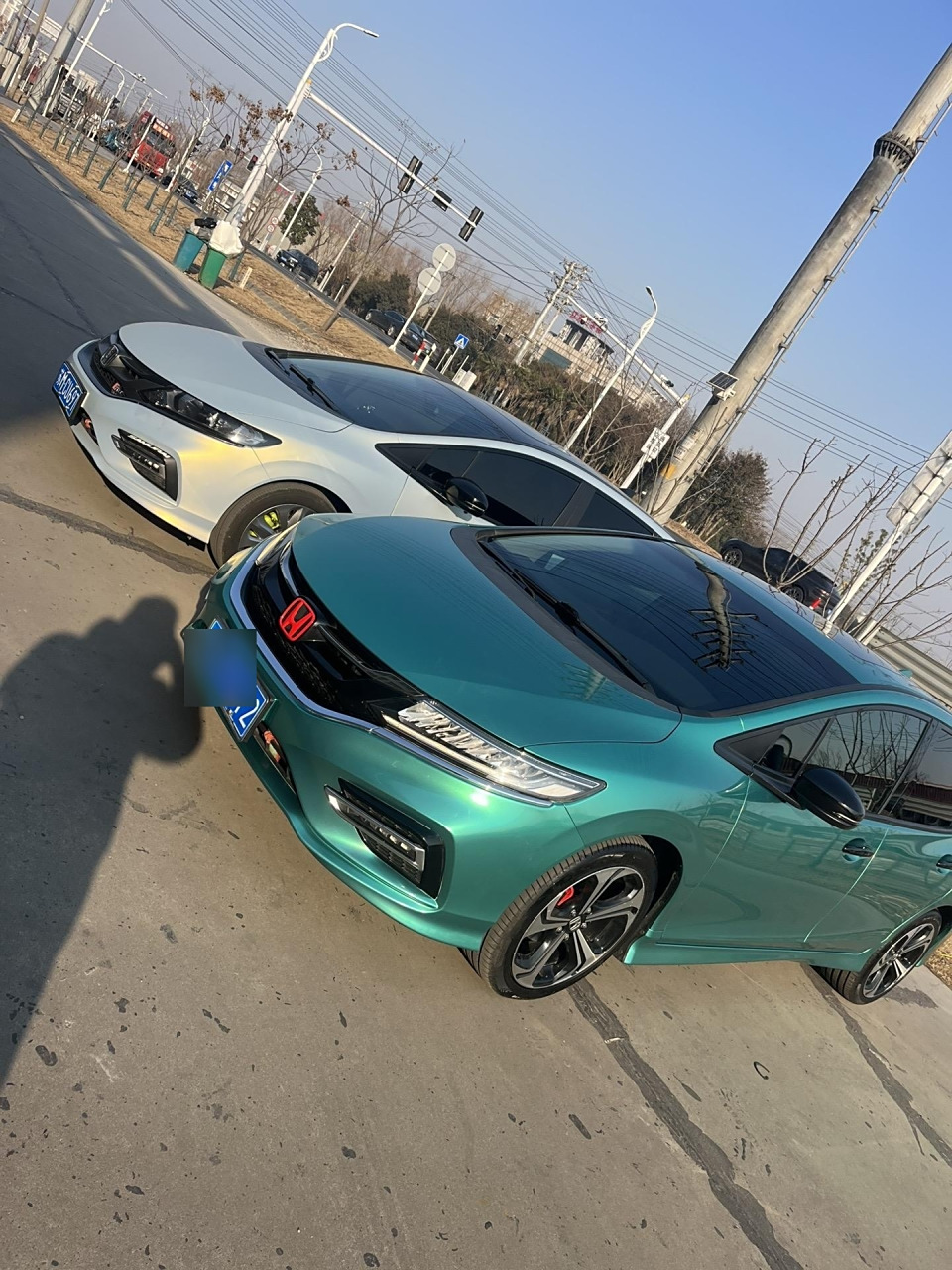 本田杰德改色,1.5 t    v    1.8 l