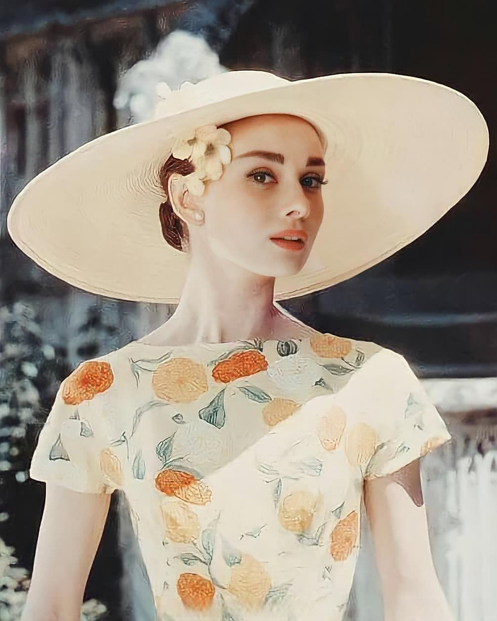 28岁的奥黛丽赫本 电影《funny face》剧照,1957